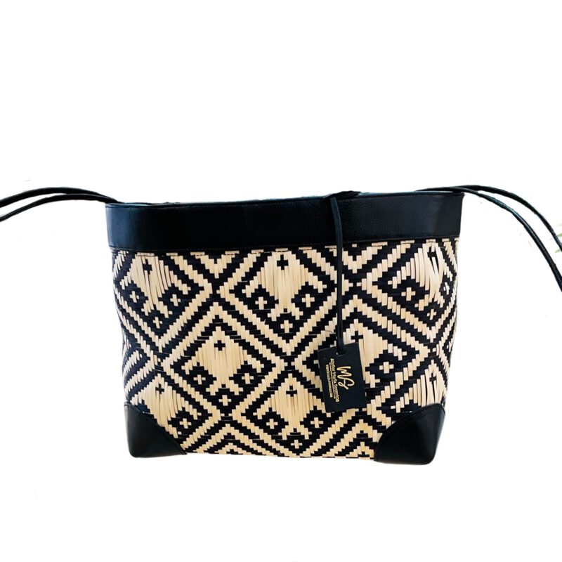 Bolso de viaje artesanal negro palma y piel