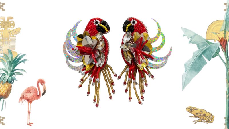 Pendientes artesanales loros rojos
