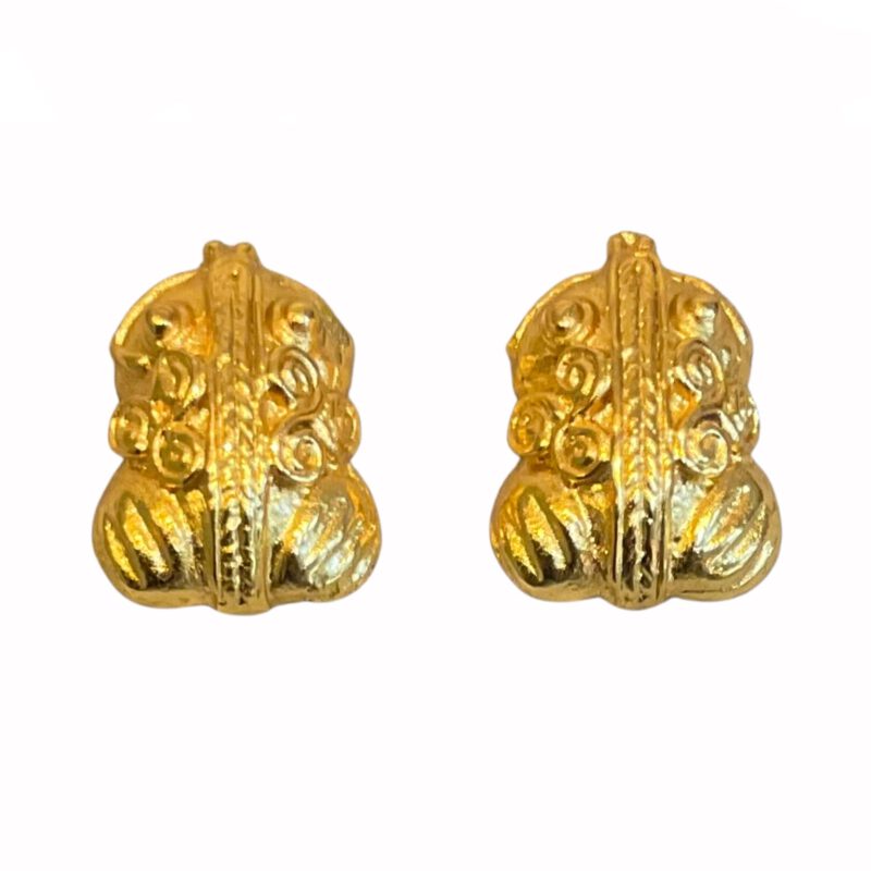 Pendientes artesanales ranas grabadas