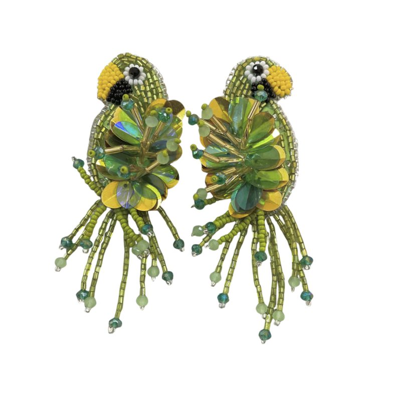 Pendientes loros verdes hechos a mano